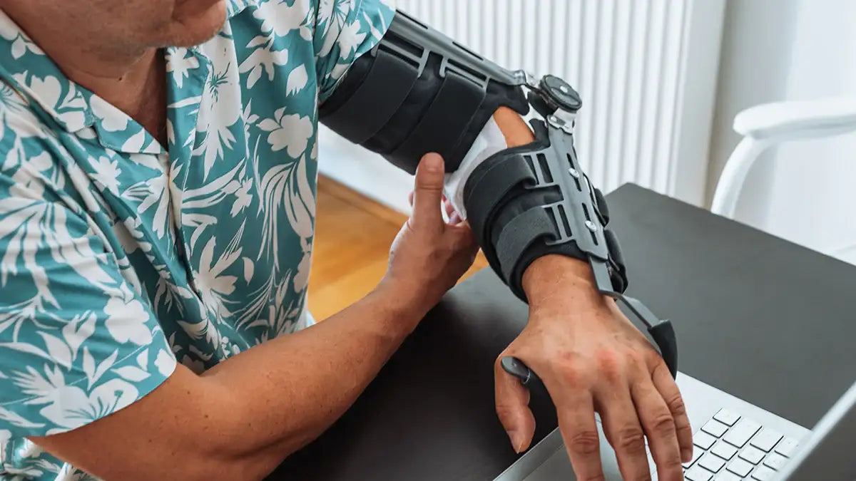 Ankle And Elbow Support - Omni Ice